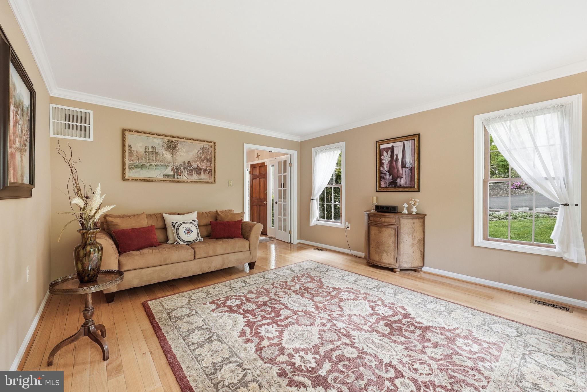 OCCOQUAN OAKS - Residential