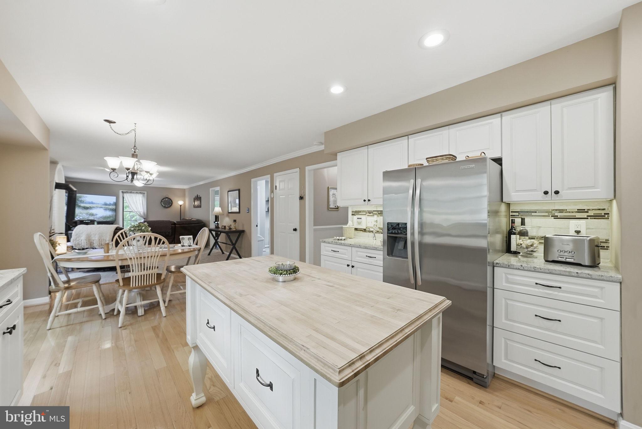 OCCOQUAN OAKS - Residential