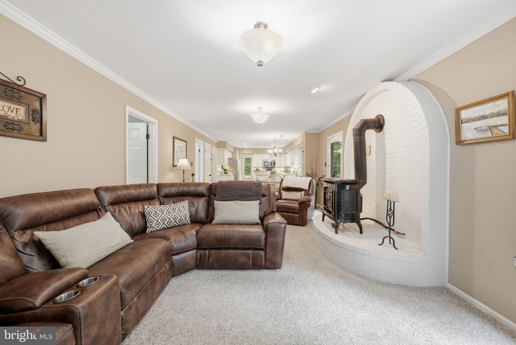 OCCOQUAN OAKS - Residential