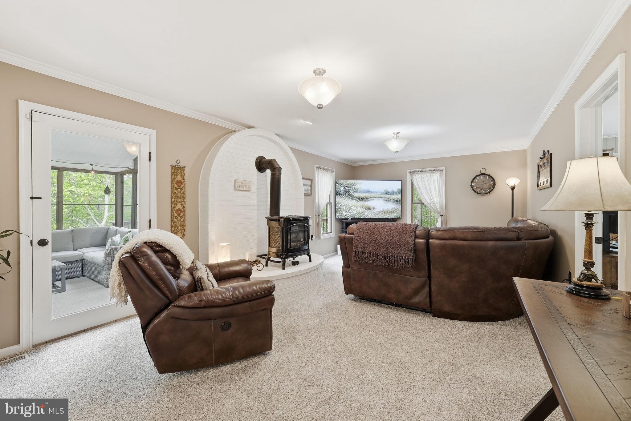 OCCOQUAN OAKS - Residential