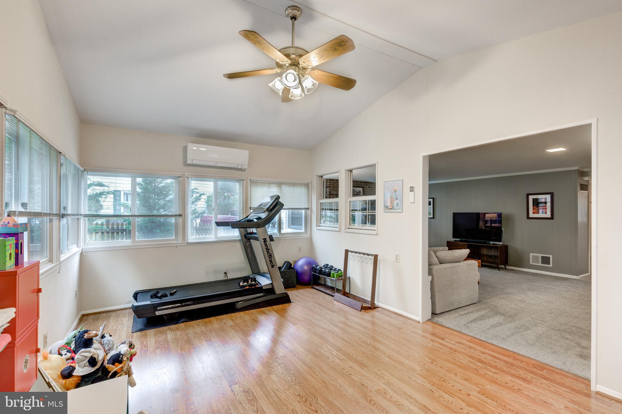 SPRINGLAKE - Residential