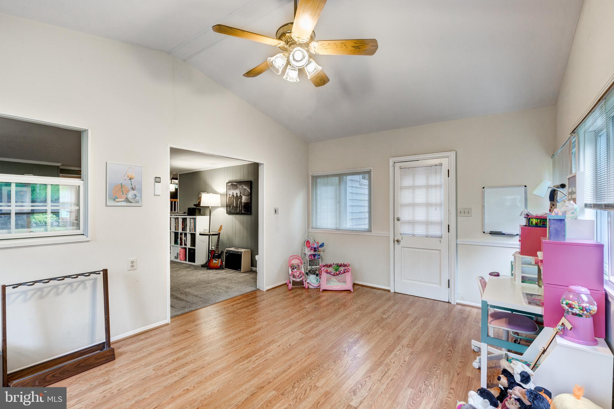 SPRINGLAKE - Residential