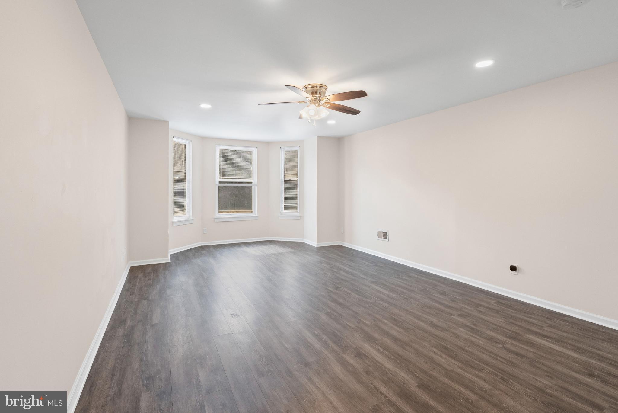 RESERVOIR HILL - Residential Income