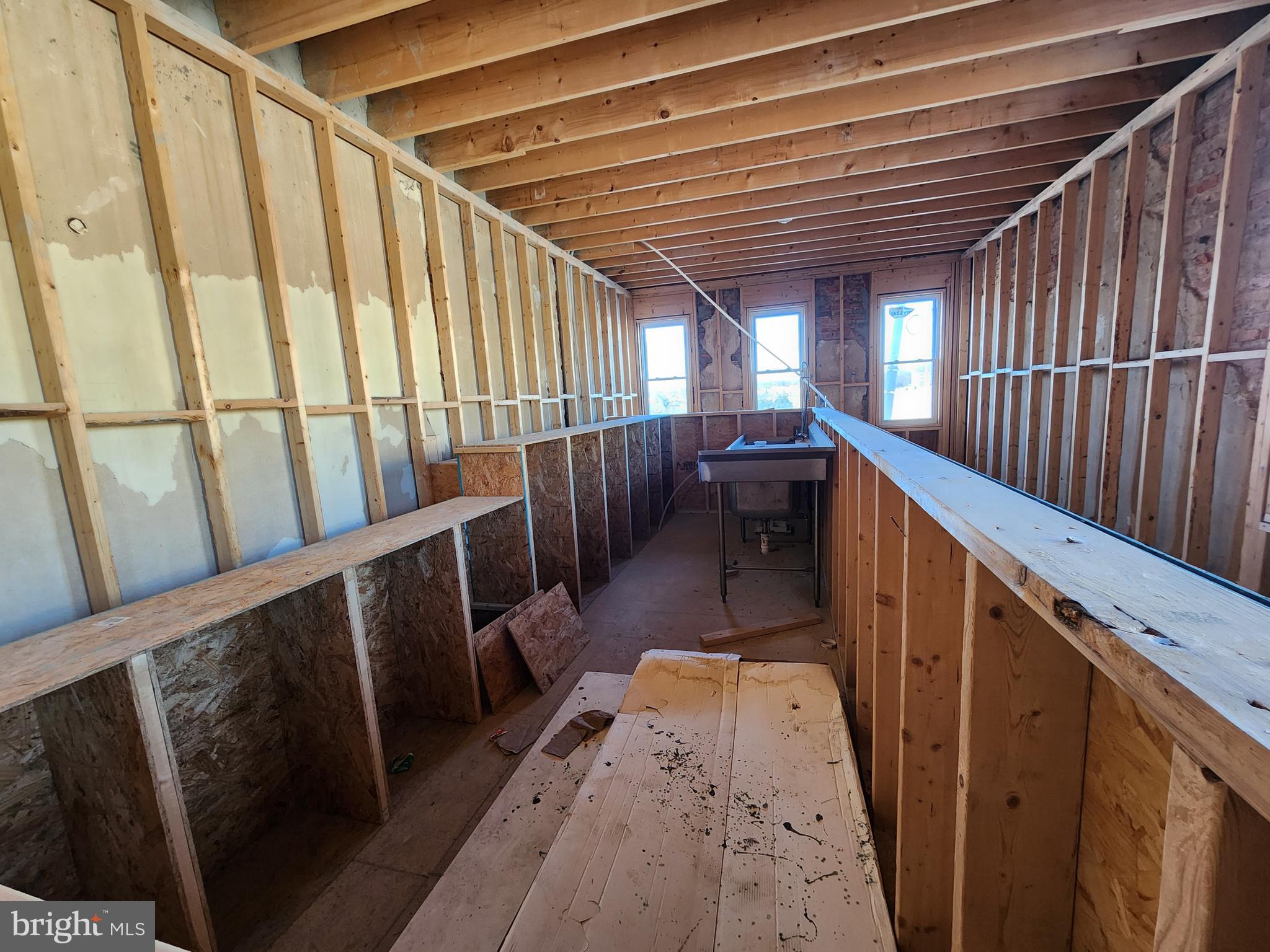 SANDTOWN-WINCHESTER - Residential