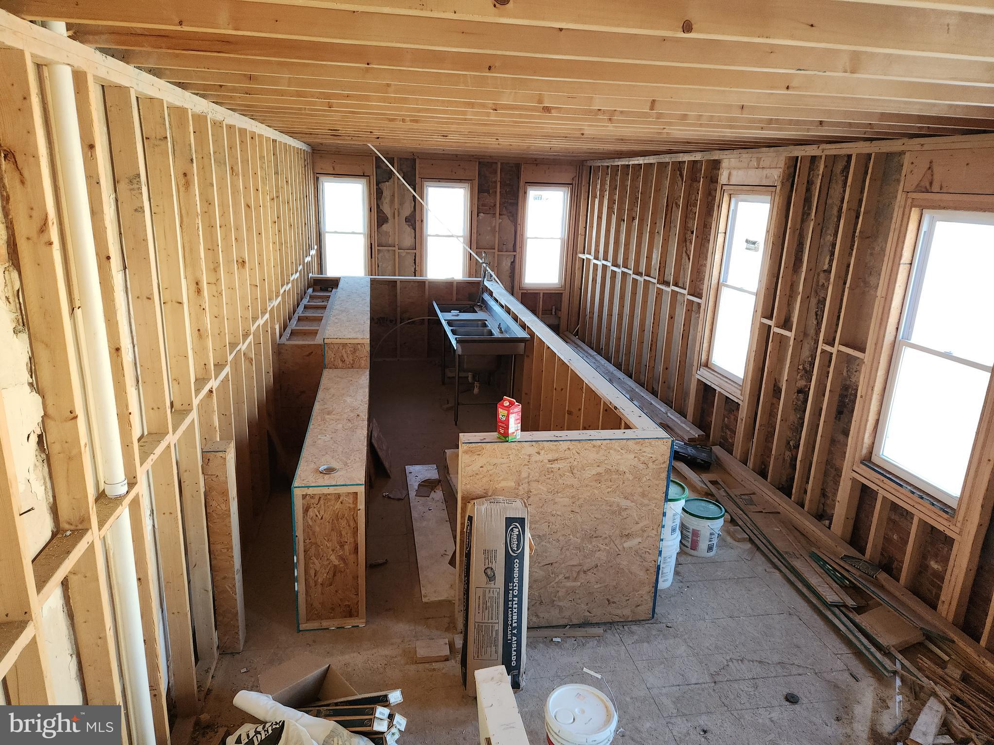 SANDTOWN-WINCHESTER - Residential