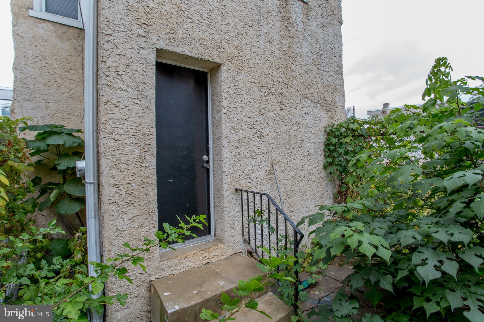 STRAWBERRY MANSION - Residential