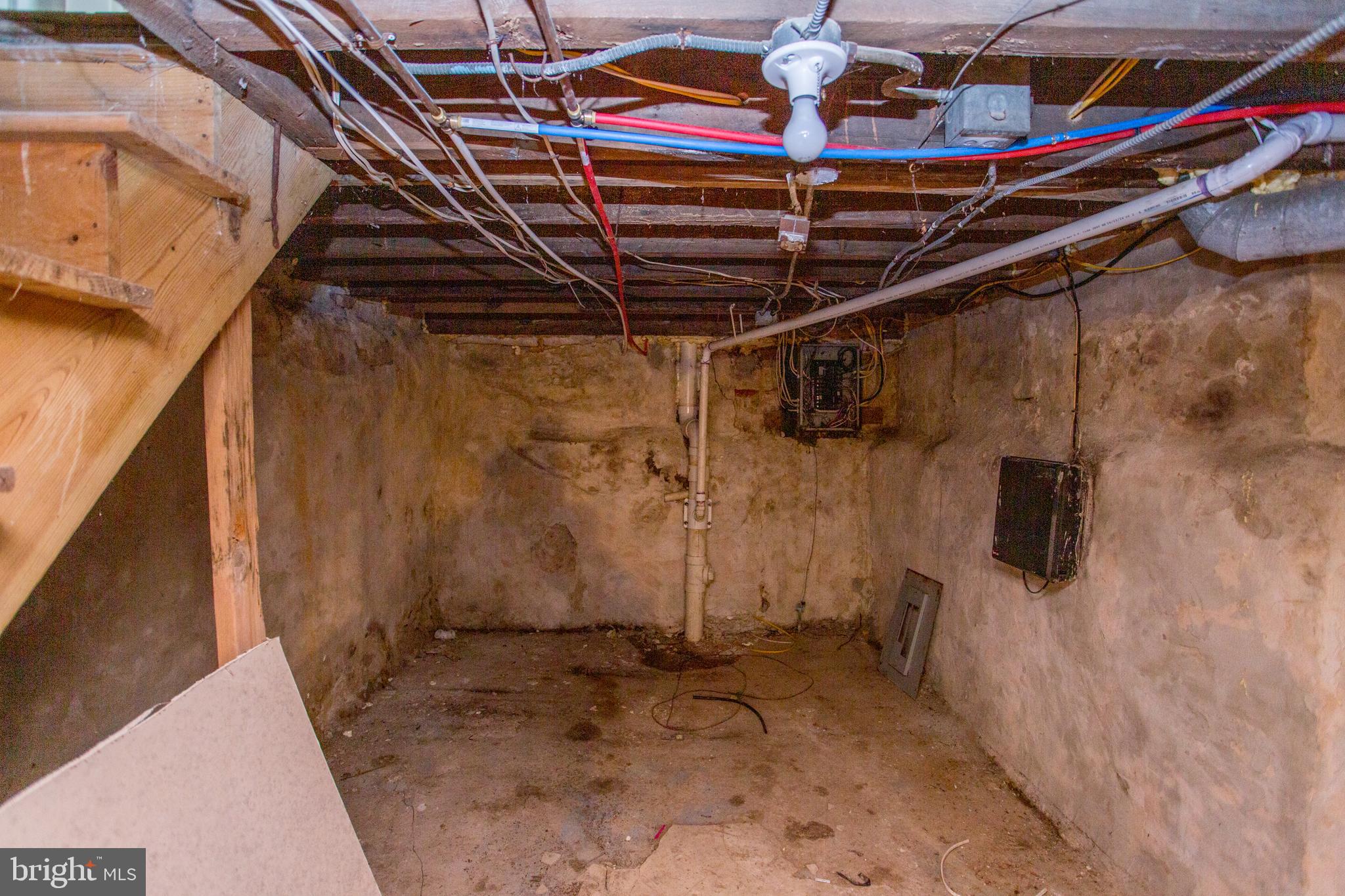 STRAWBERRY MANSION - Residential