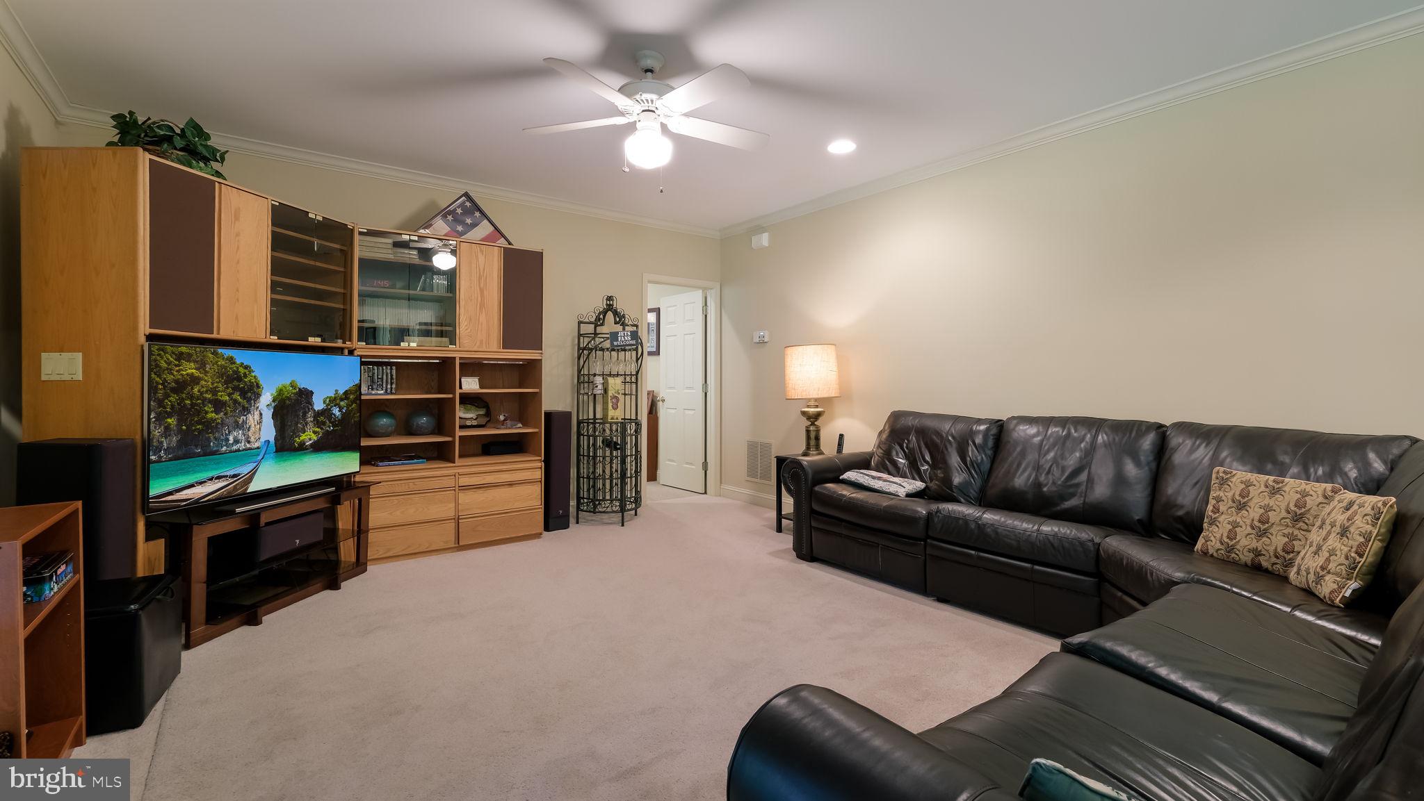 SEASONS - Residential