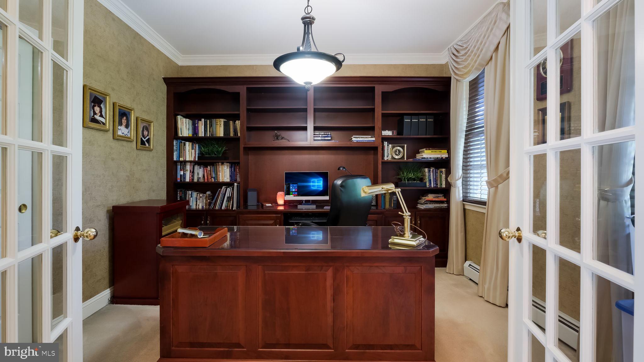 SEASONS - Residential