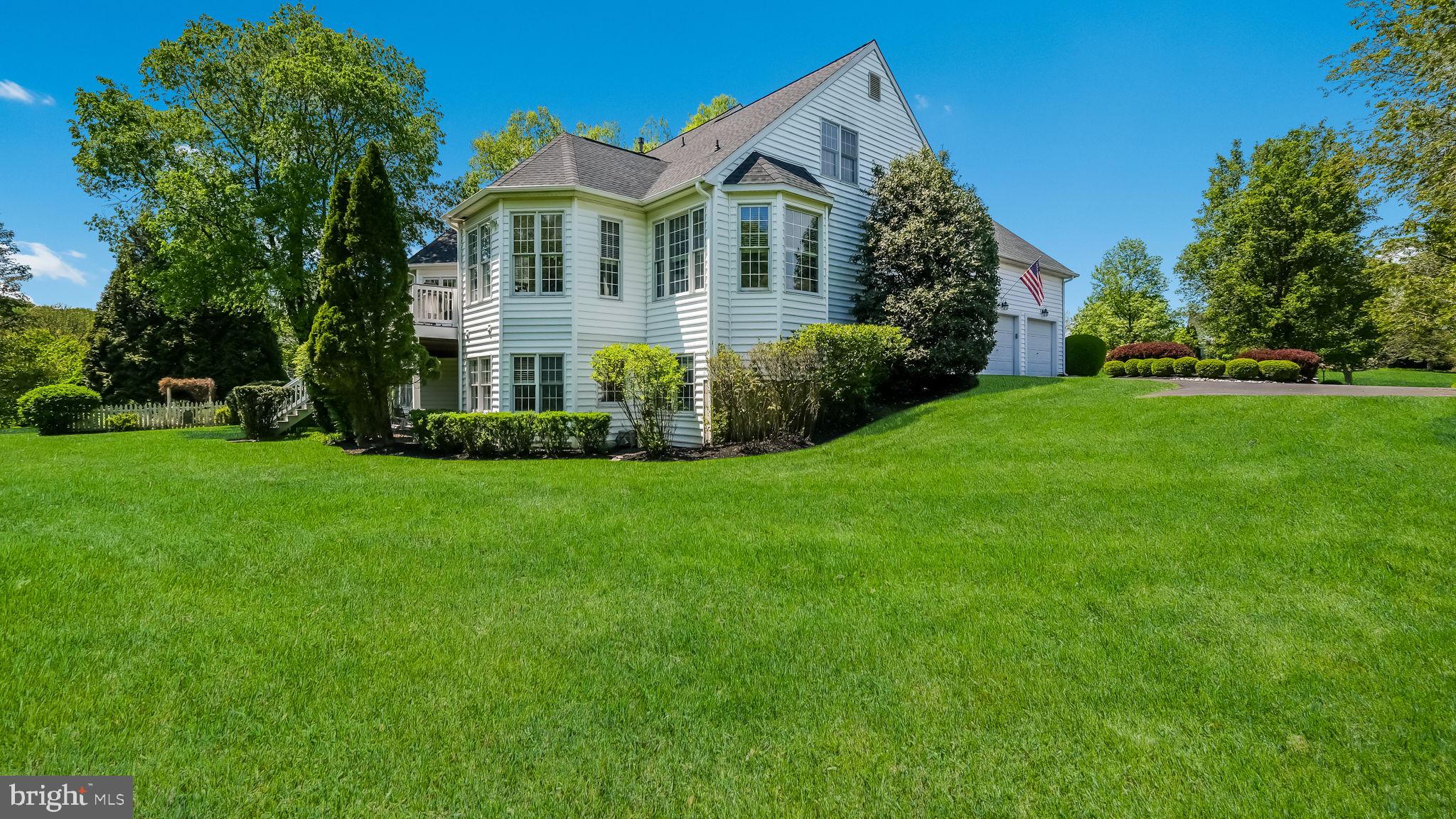 SEASONS - Residential