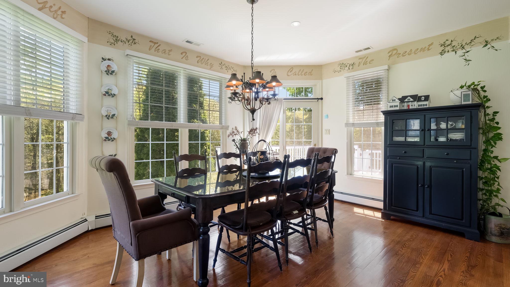 SEASONS - Residential