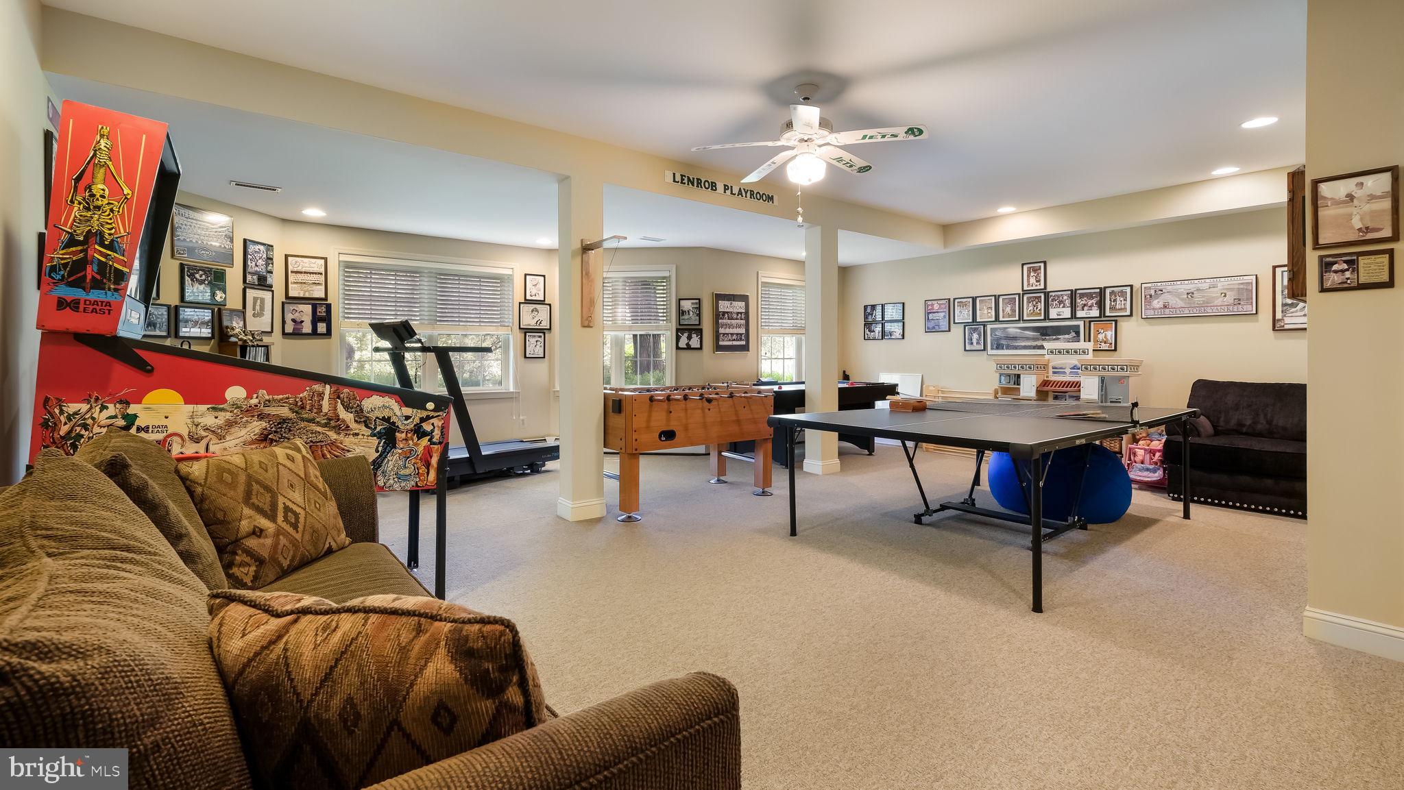 SEASONS - Residential