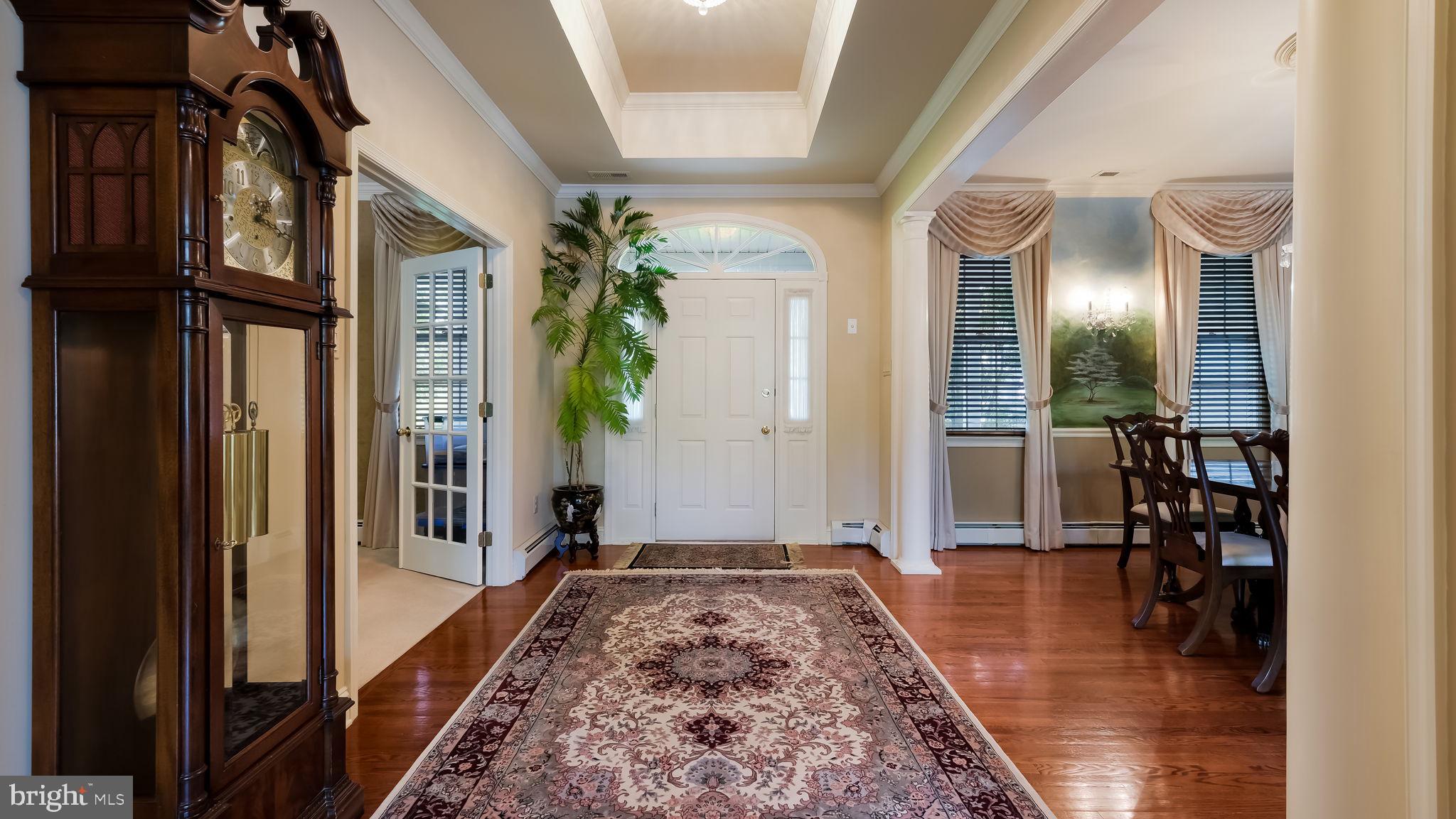 SEASONS - Residential