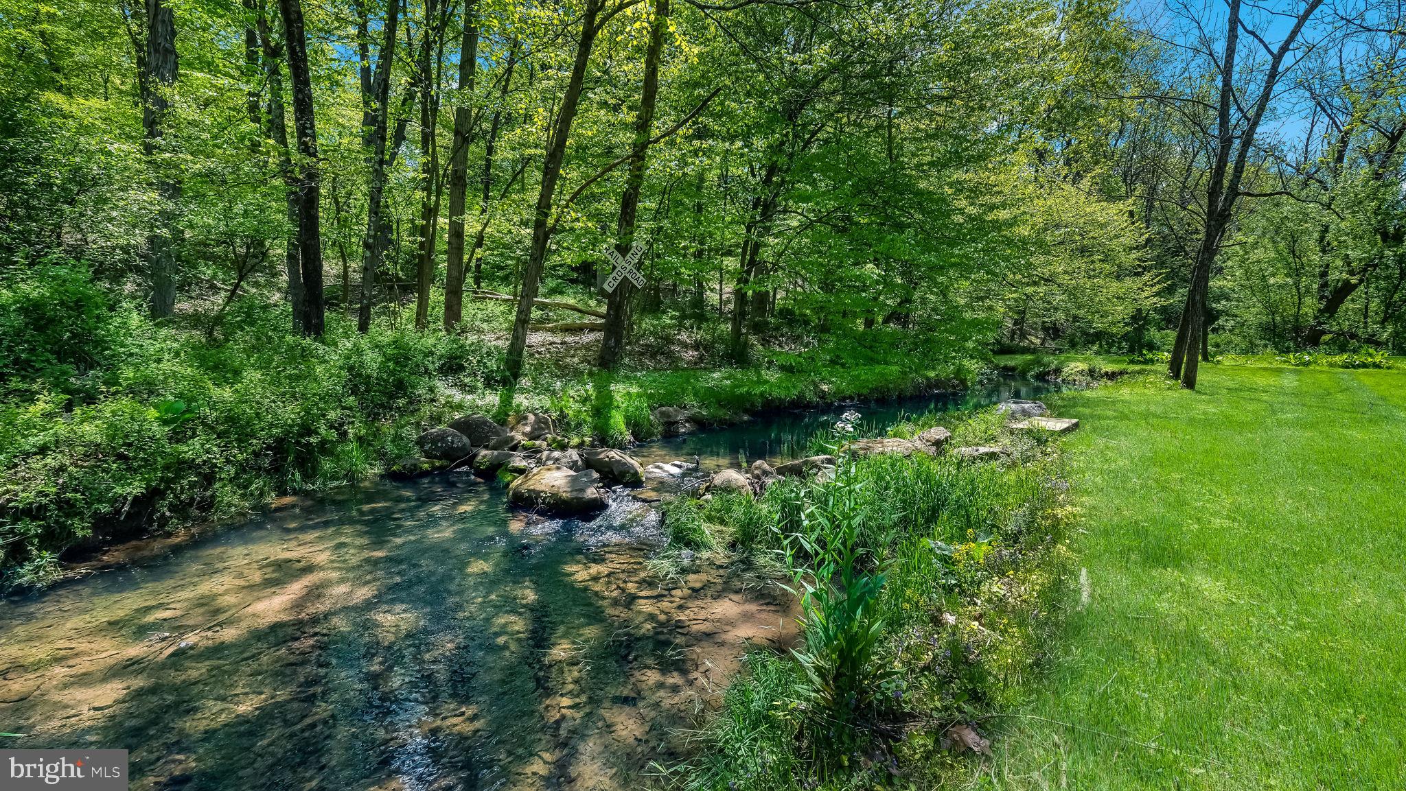 SEASONS - Residential