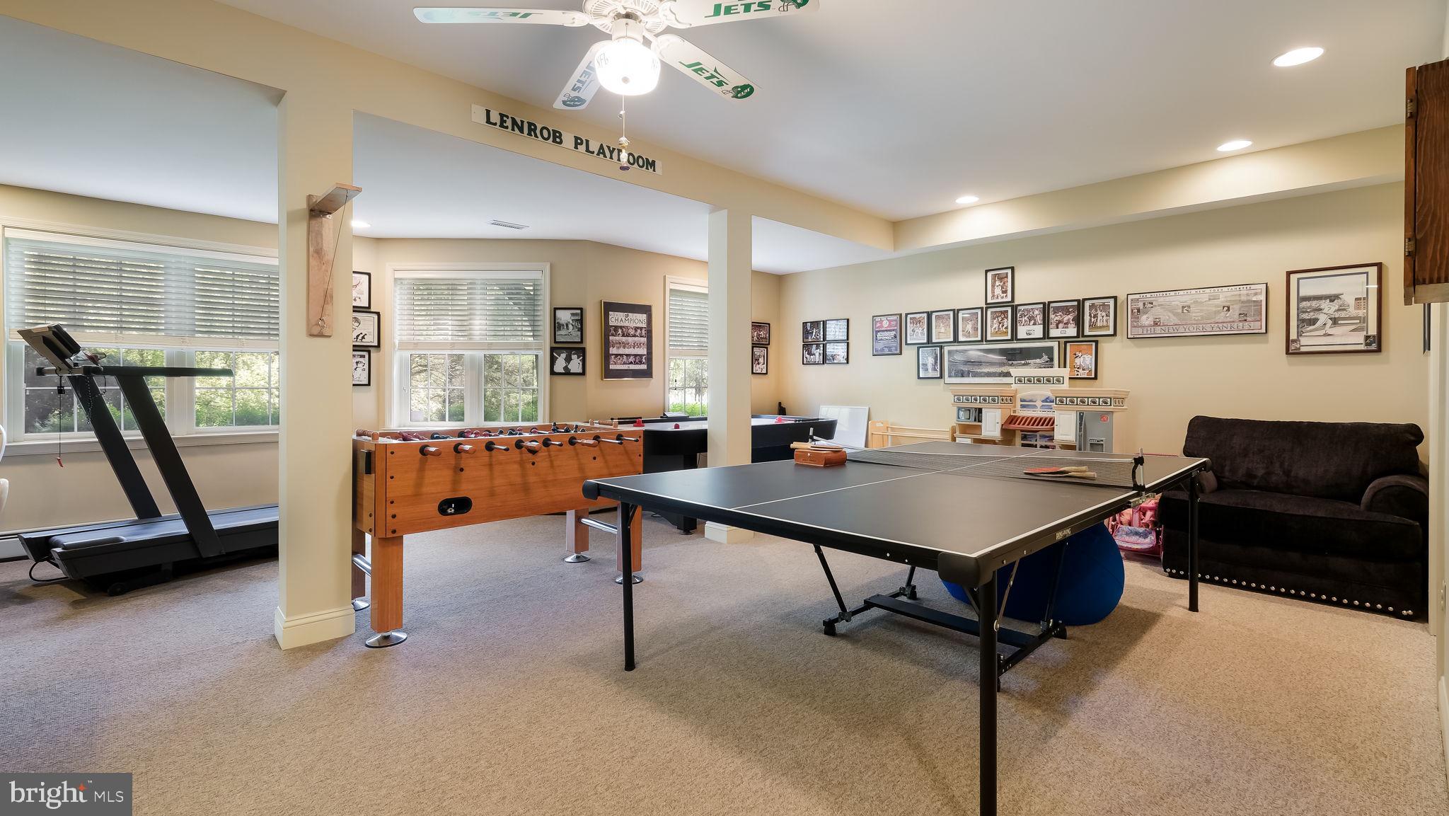 SEASONS - Residential