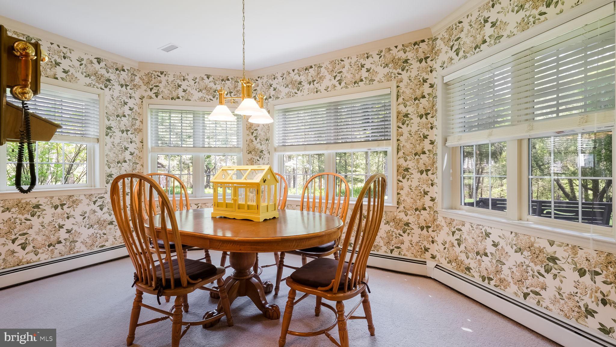 SEASONS - Residential