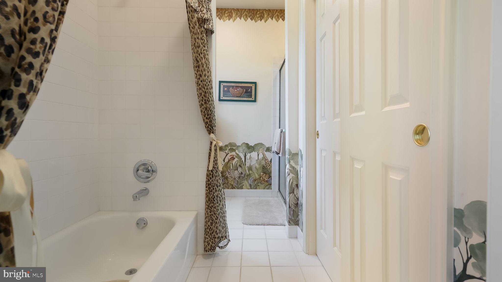 SEASONS - Residential