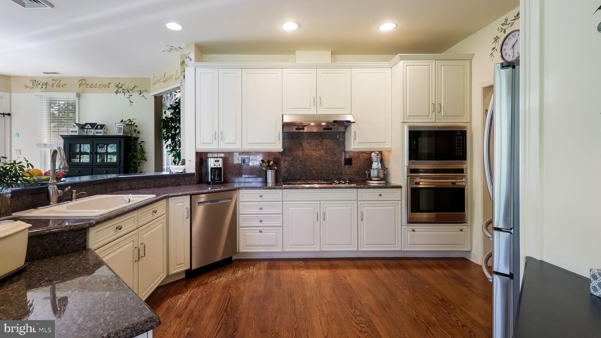 SEASONS - Residential