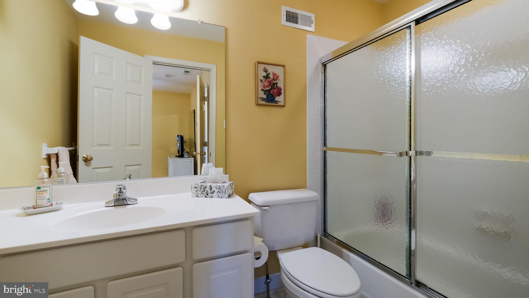 SEASONS - Residential