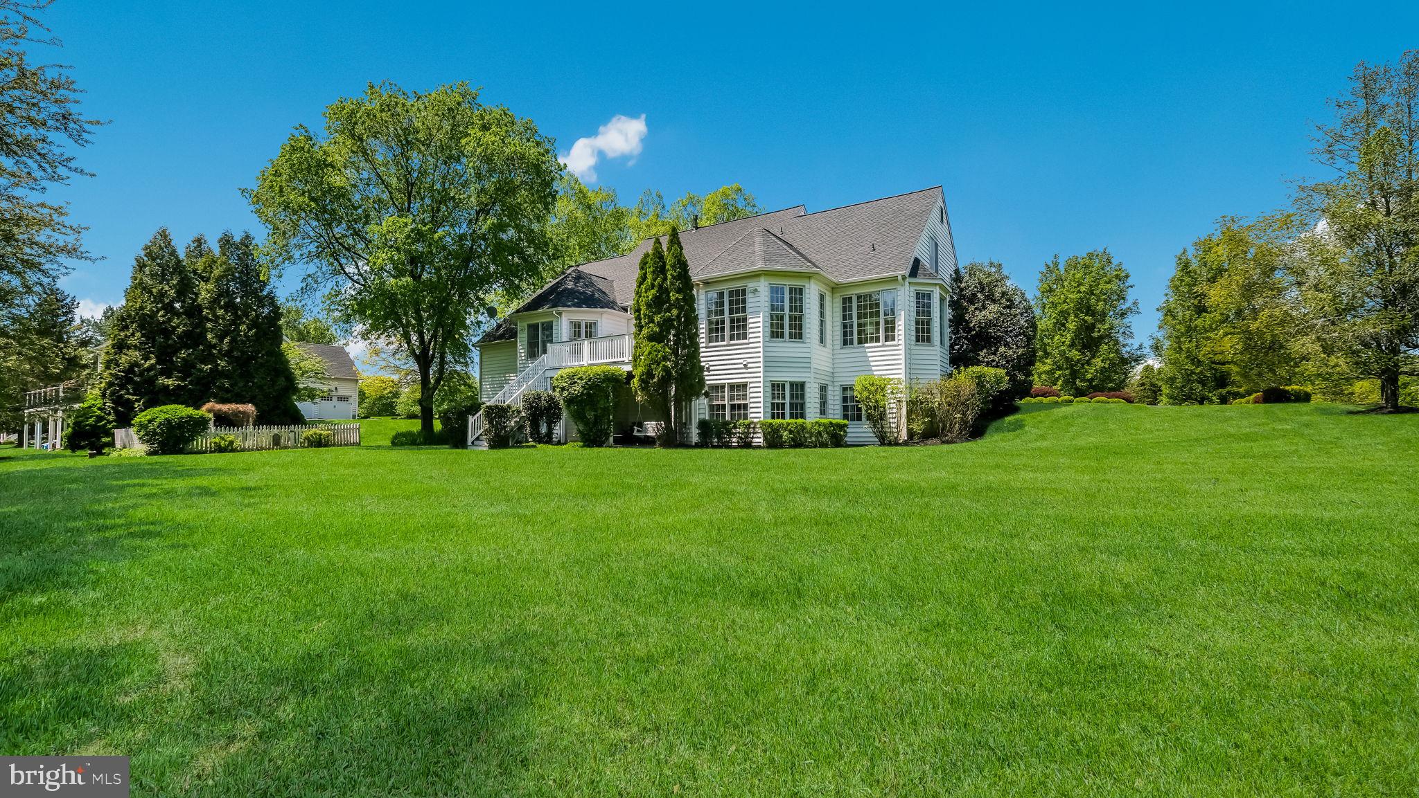 SEASONS - Residential