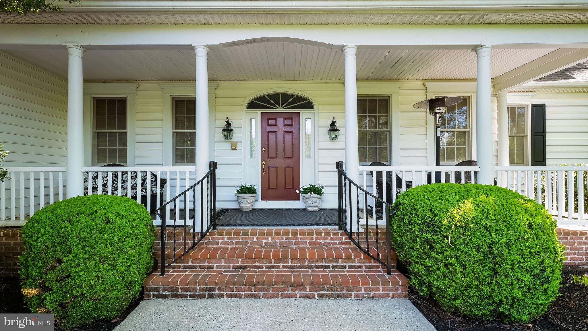 SEASONS - Residential