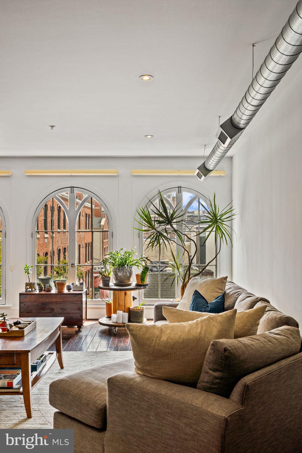 OLD CITY - Residential