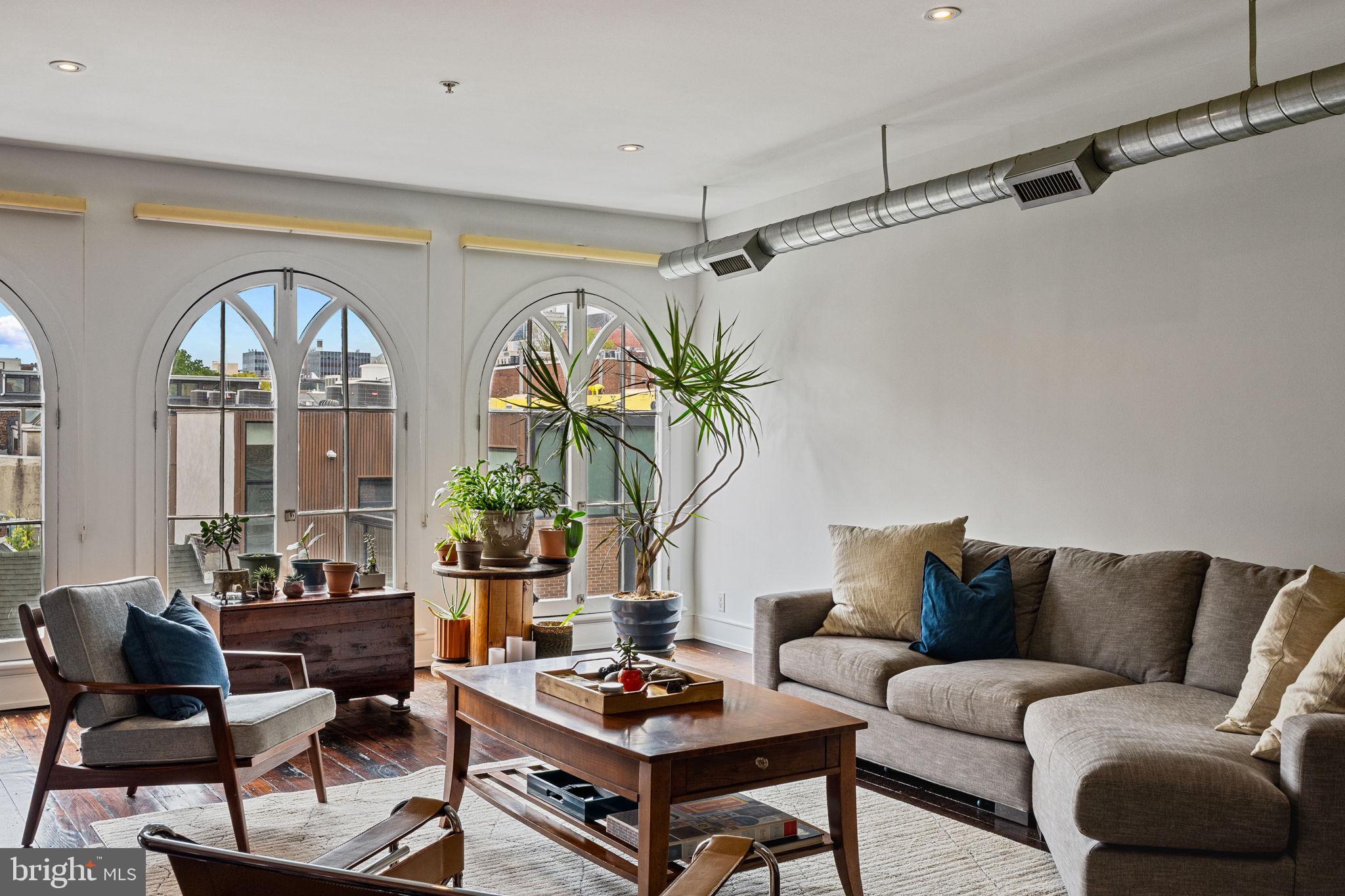 OLD CITY - Residential