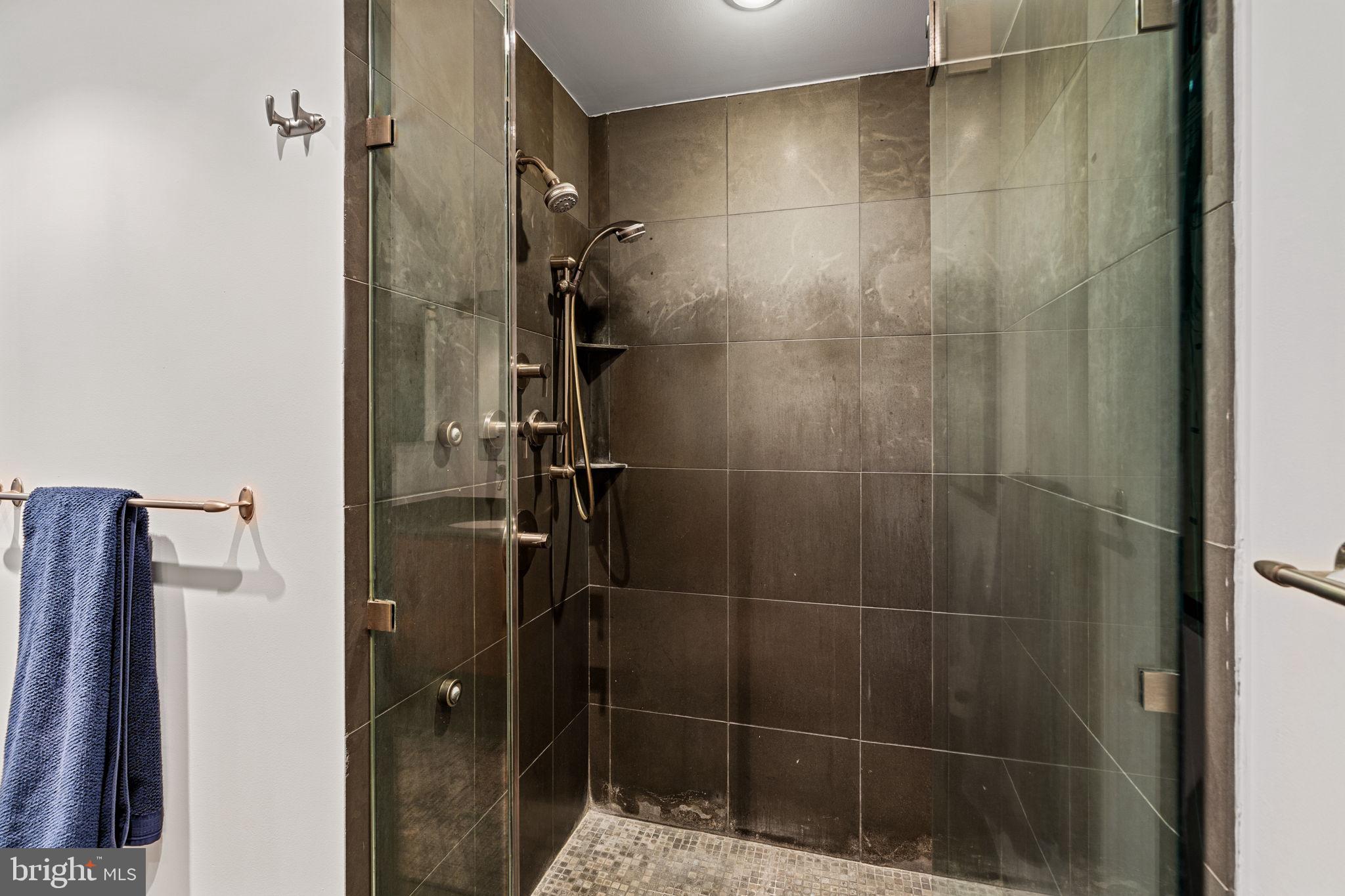 OLD CITY - Residential