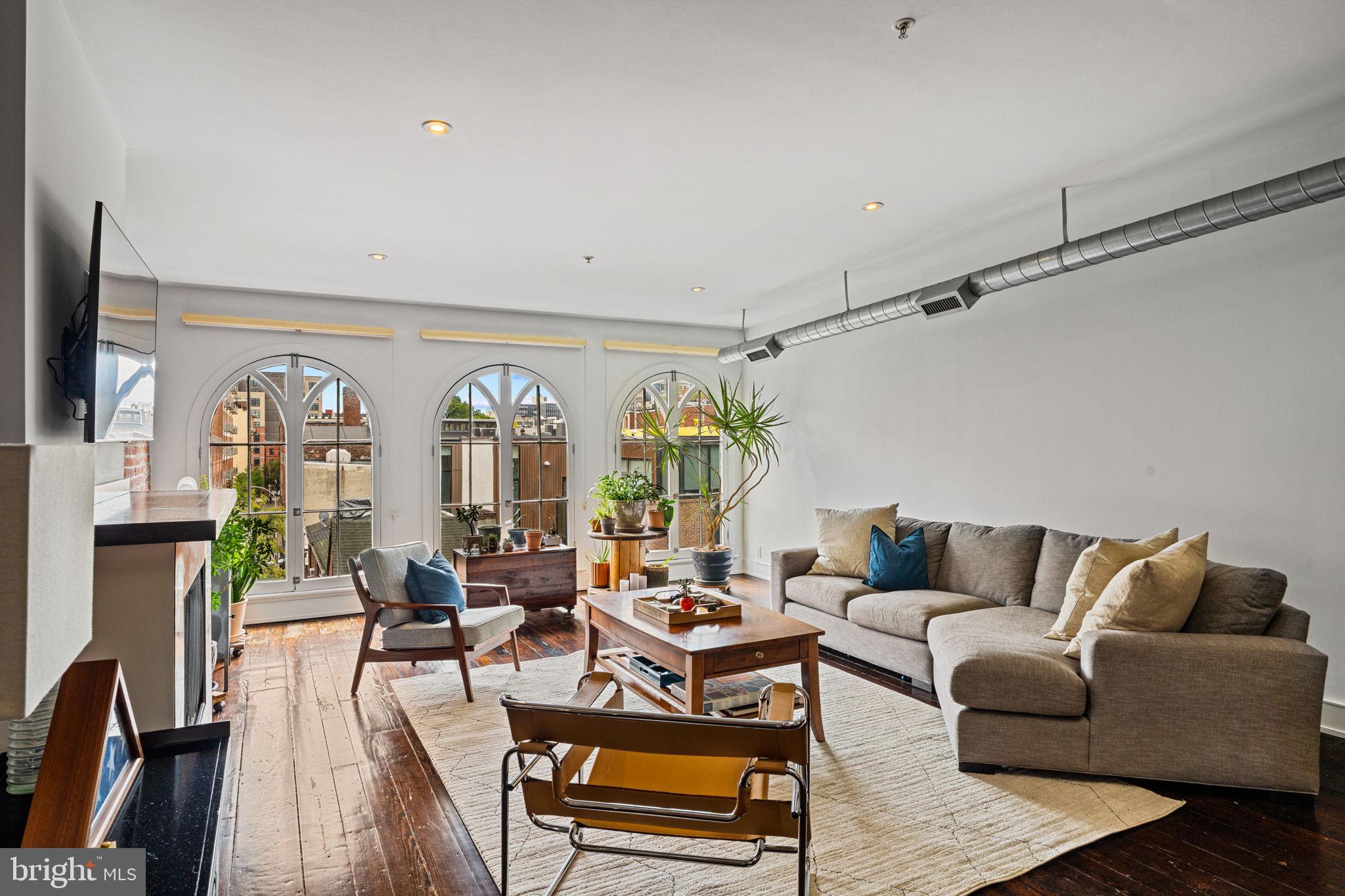 OLD CITY - Residential