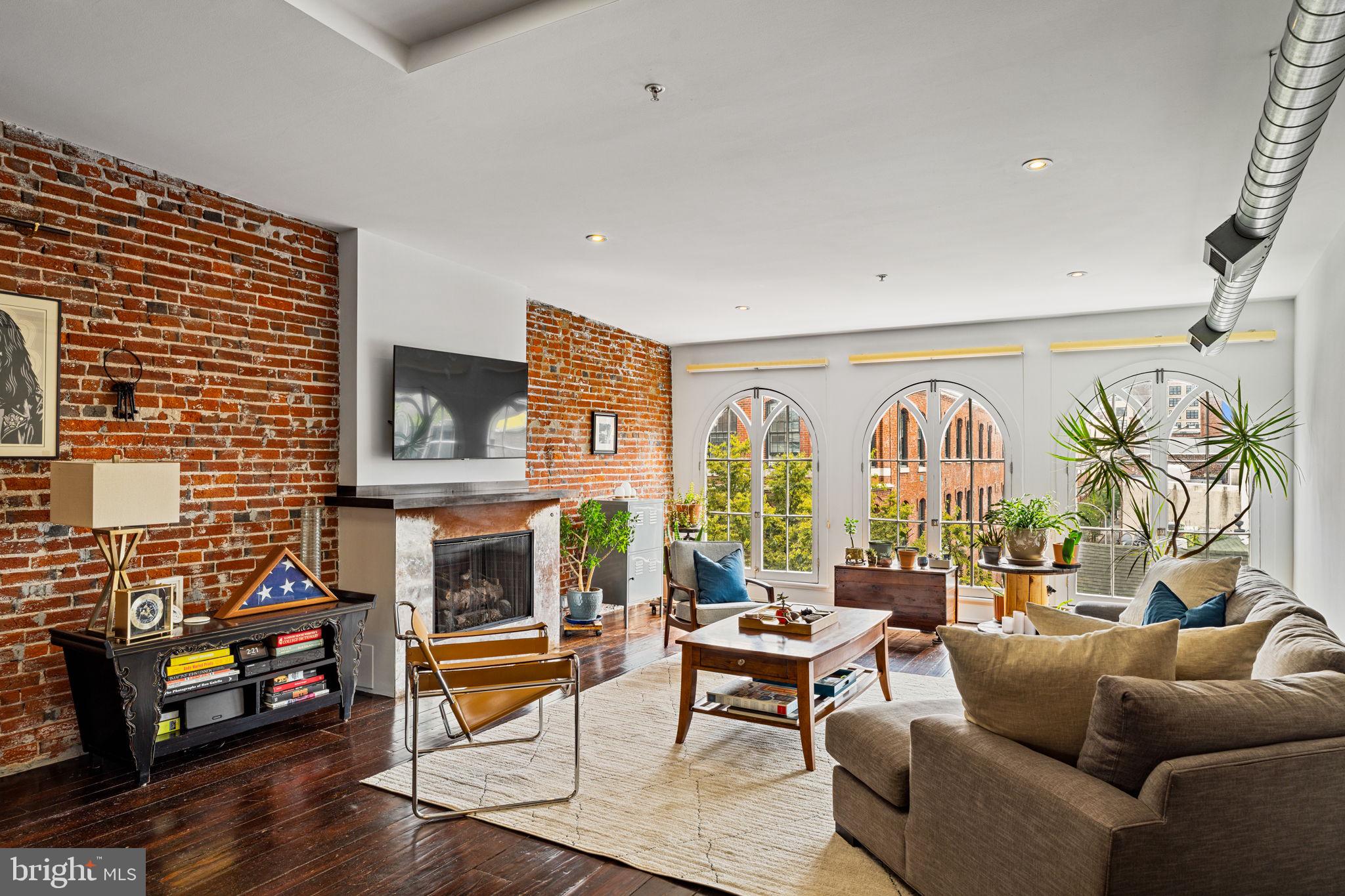 OLD CITY - Residential