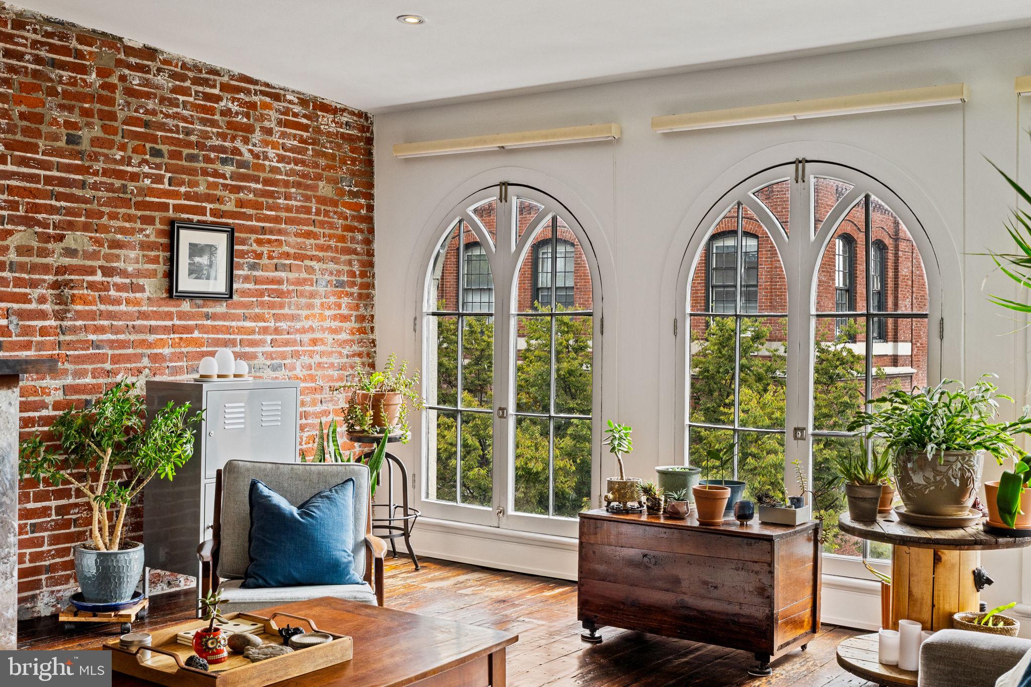 OLD CITY - Residential