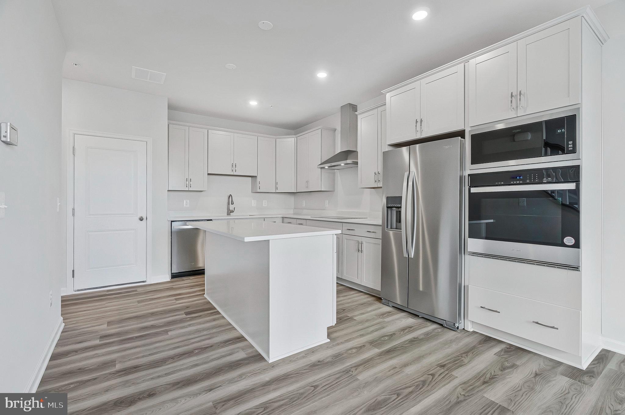 POTOMAC STATION MARKETPLACE - Residential Lease