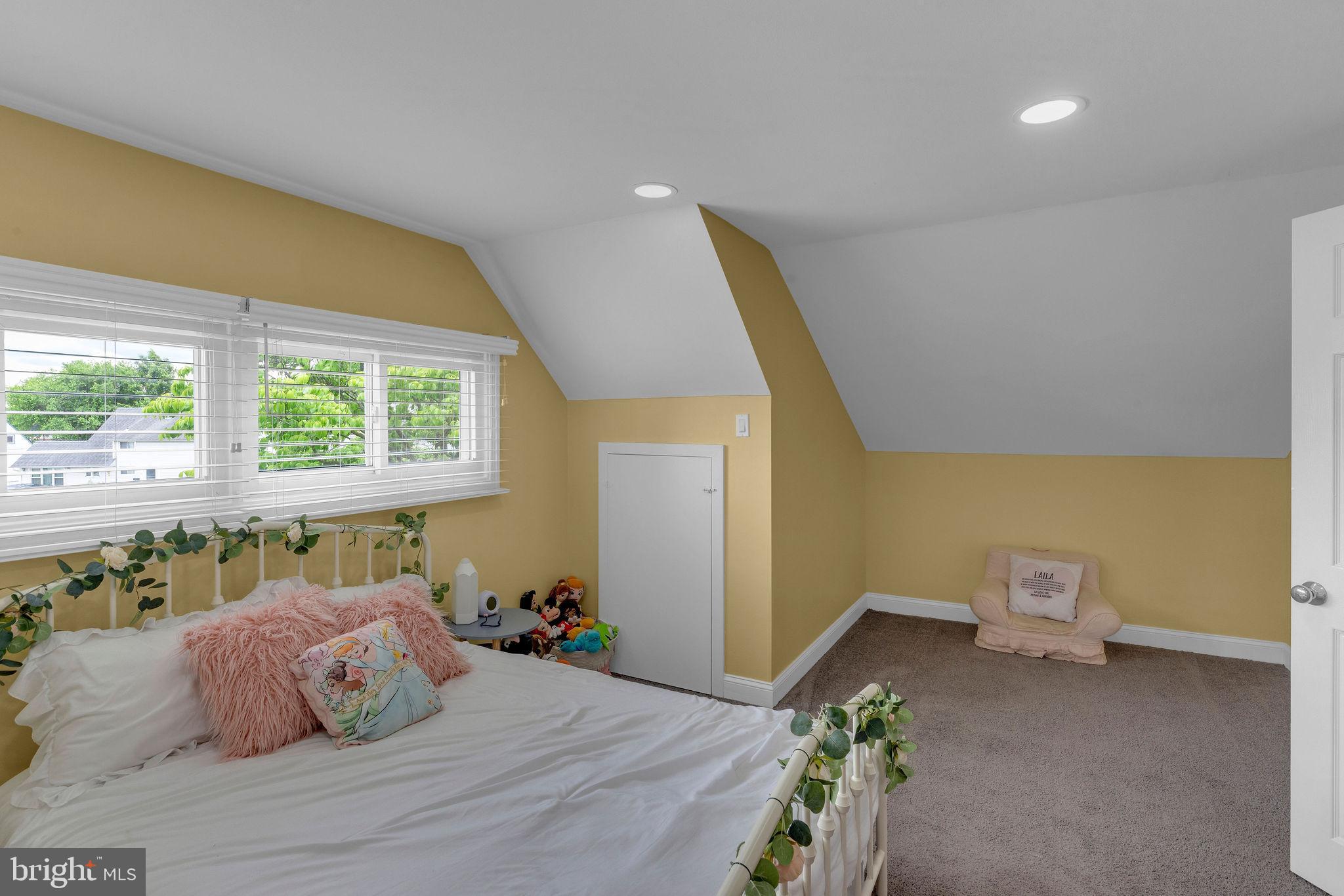 WHITEWOOD - Residential