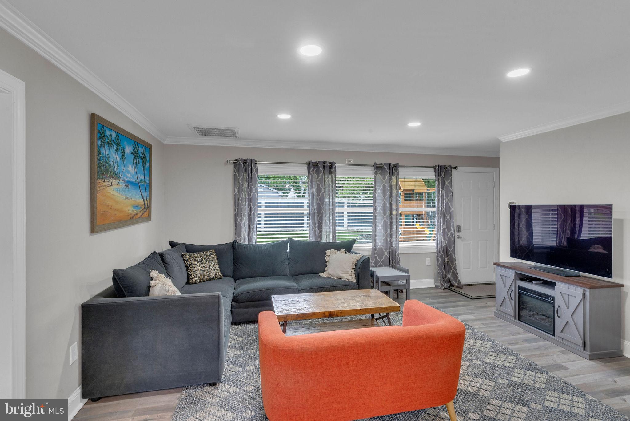 WHITEWOOD - Residential