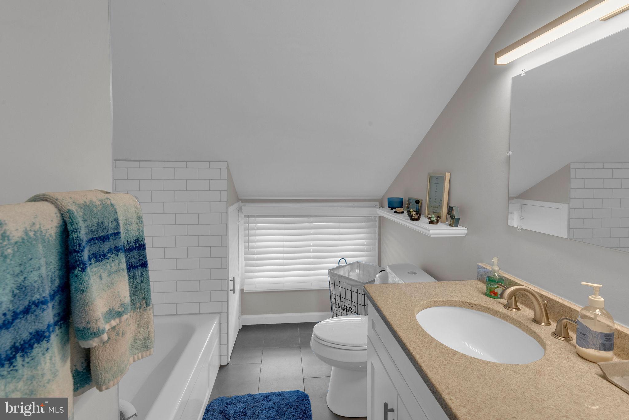 WHITEWOOD - Residential