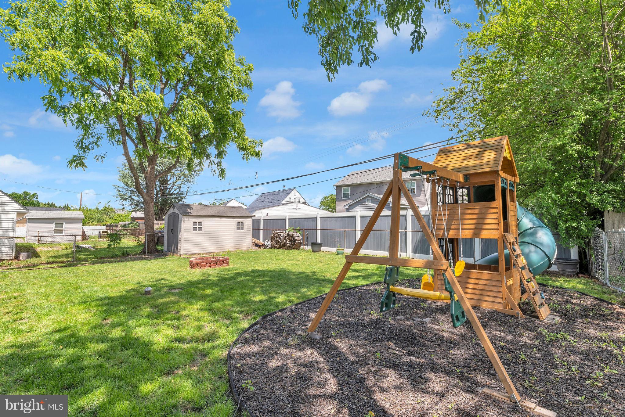 WHITEWOOD - Residential
