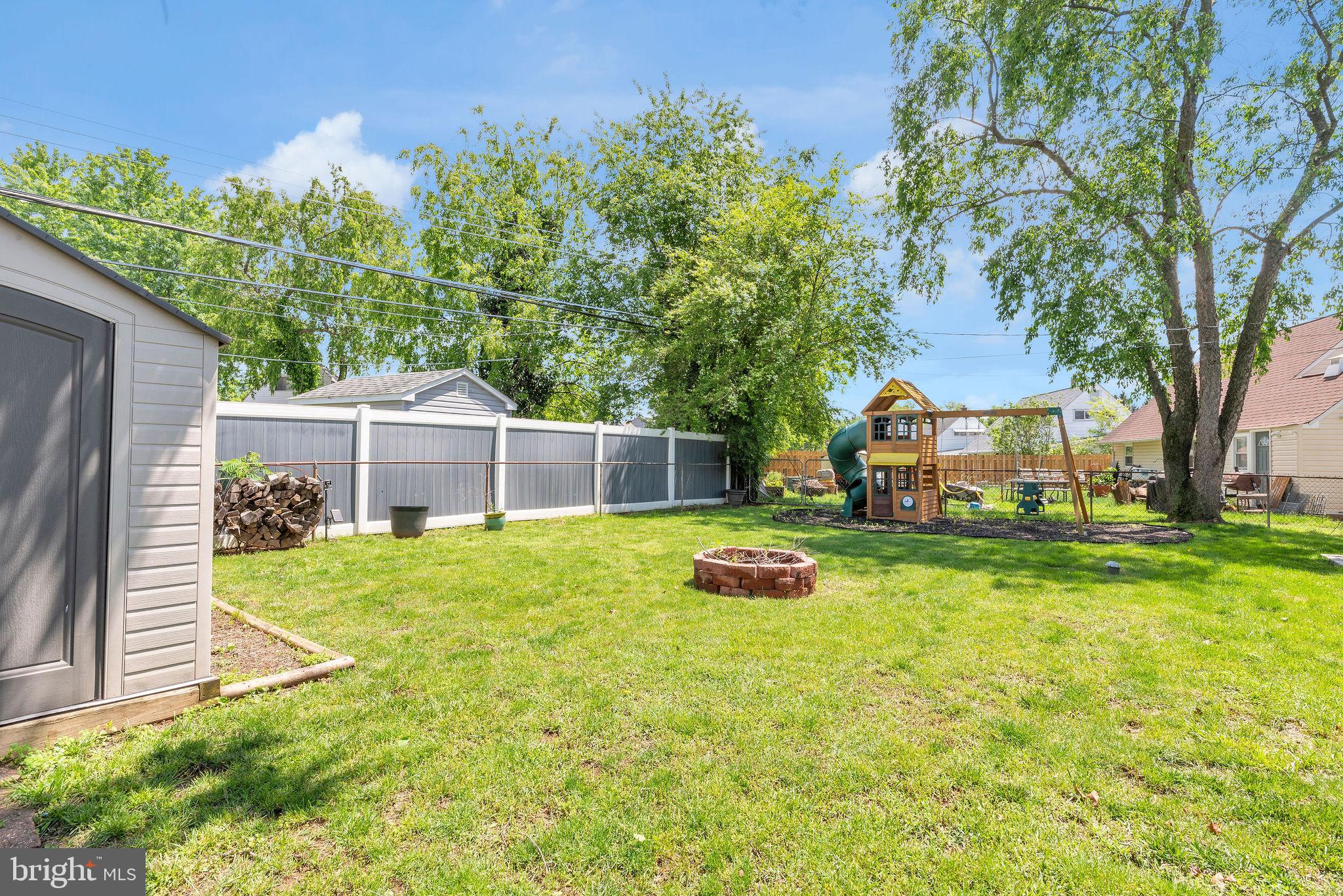 WHITEWOOD - Residential