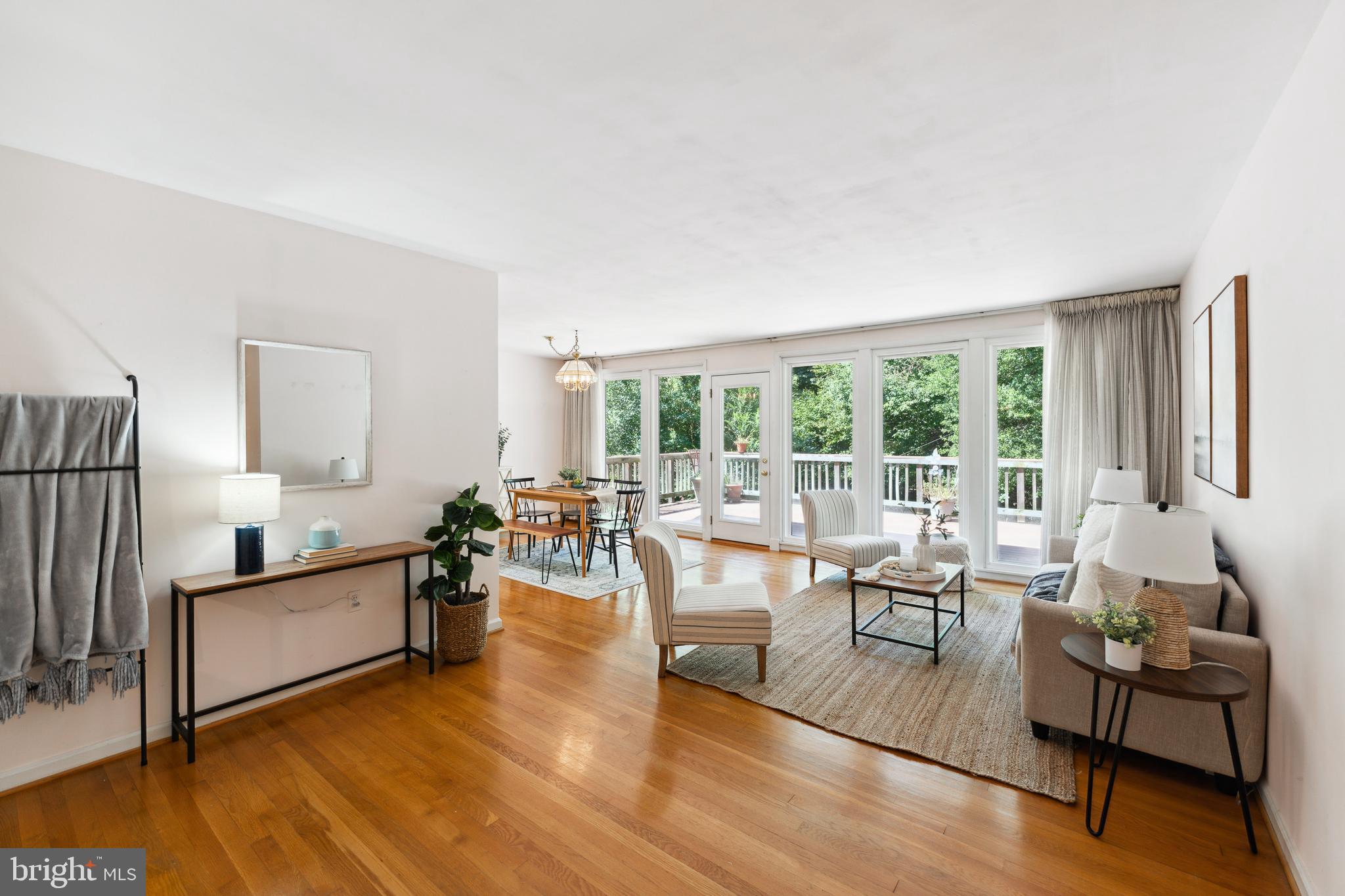 COLLEGE PARK ESTATES - Residential