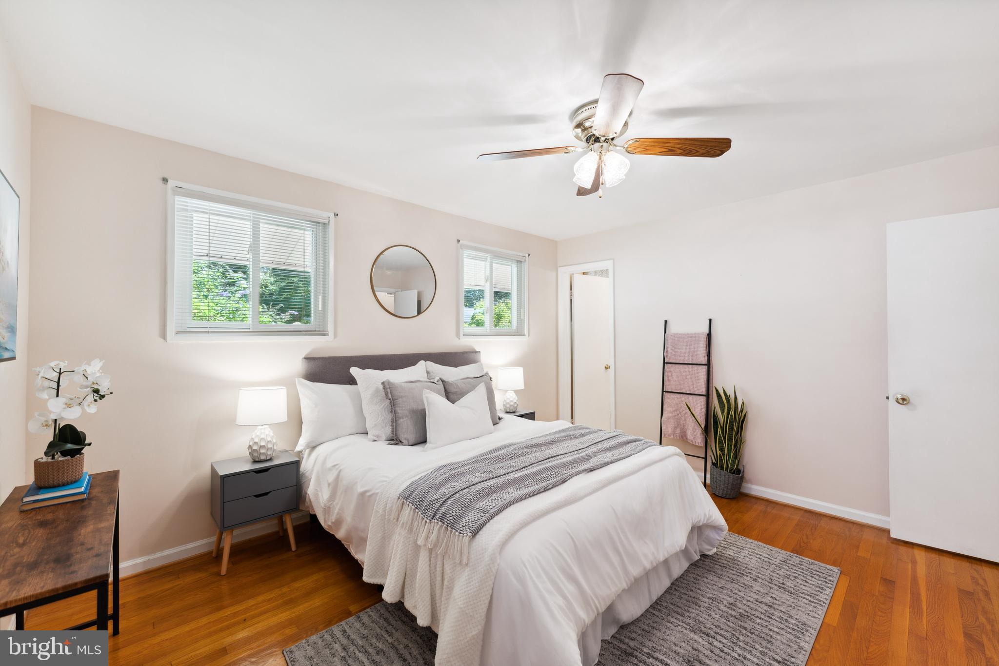 COLLEGE PARK ESTATES - Residential