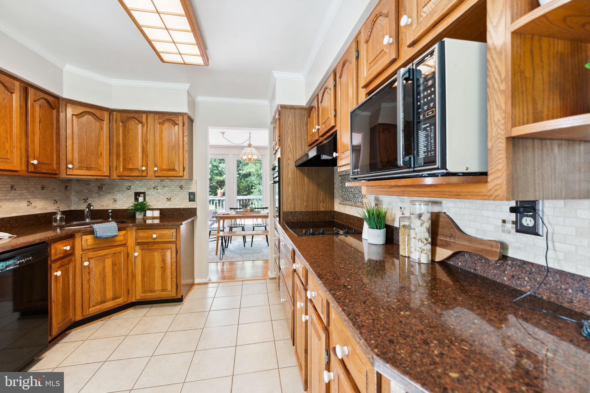 COLLEGE PARK ESTATES - Residential