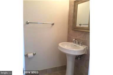 ONE PARK CREST - Residential Lease