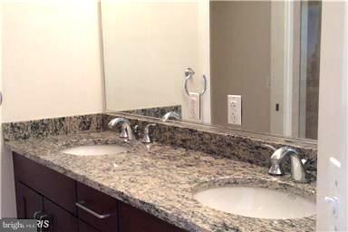 ONE PARK CREST - Residential Lease