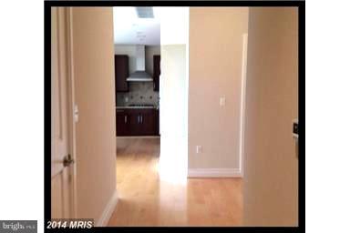 ONE PARK CREST - Residential Lease