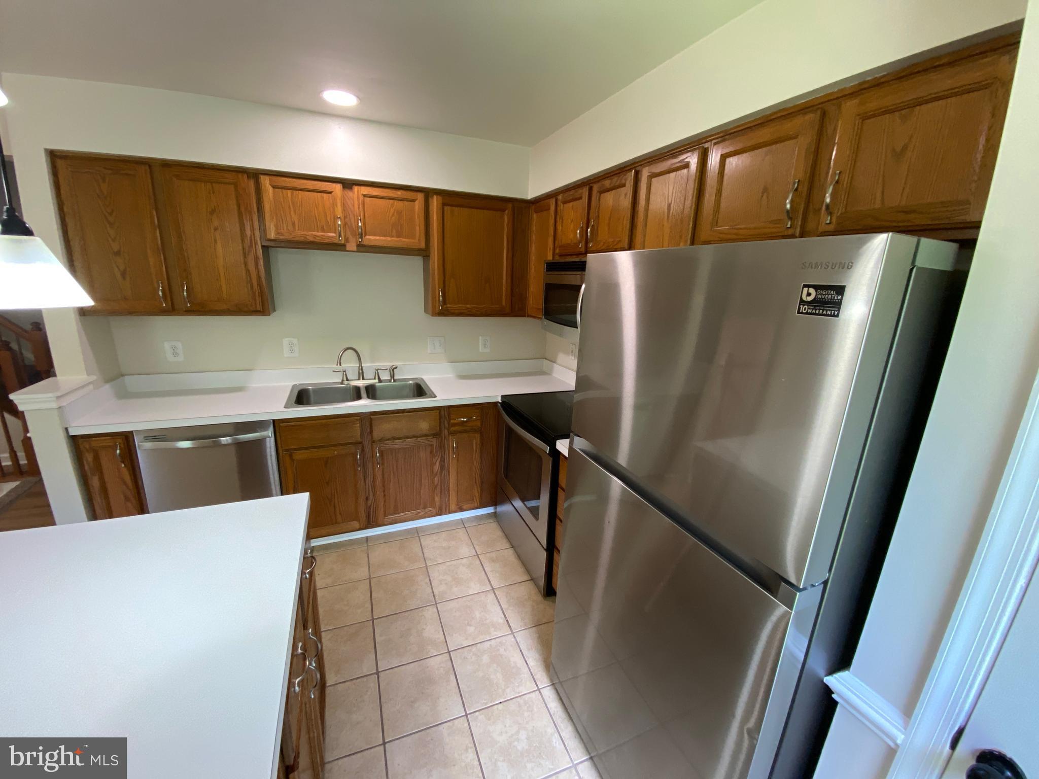 LITTLE WHIM - Residential Lease