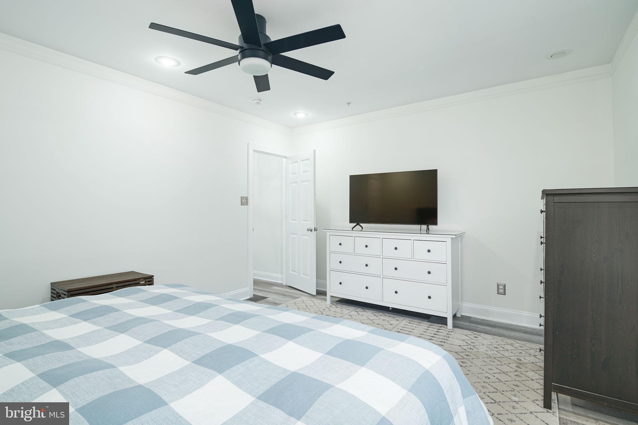 GRADUATE HOSPITAL - Residential Lease