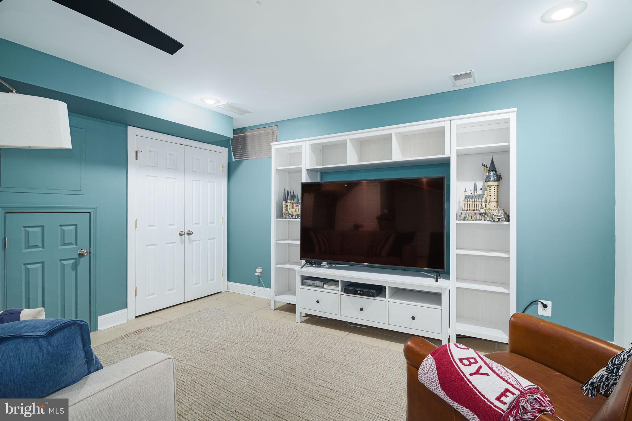 GRADUATE HOSPITAL - Residential Lease