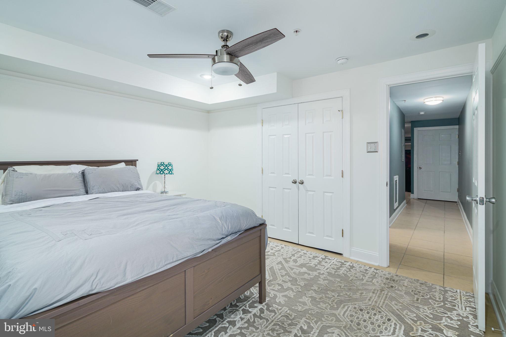 GRADUATE HOSPITAL - Residential Lease