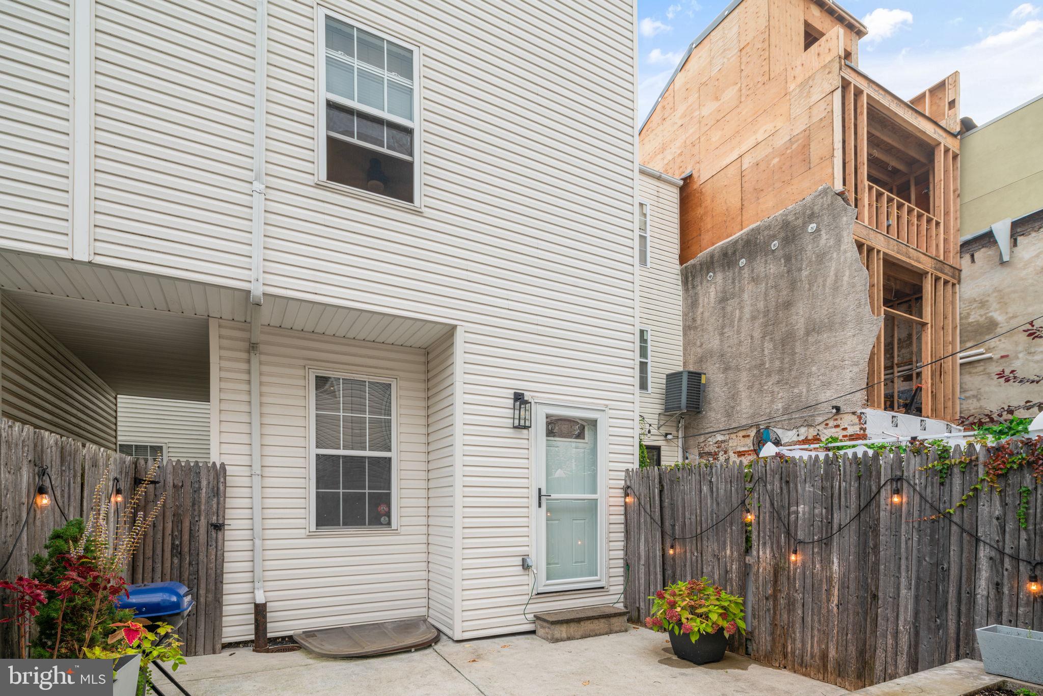 GRADUATE HOSPITAL - Residential Lease