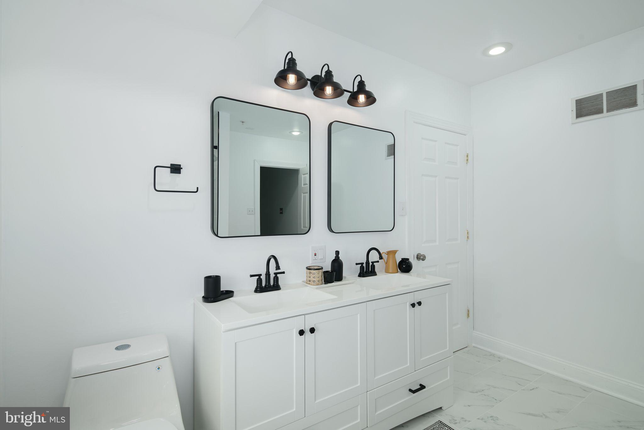 GRADUATE HOSPITAL - Residential Lease