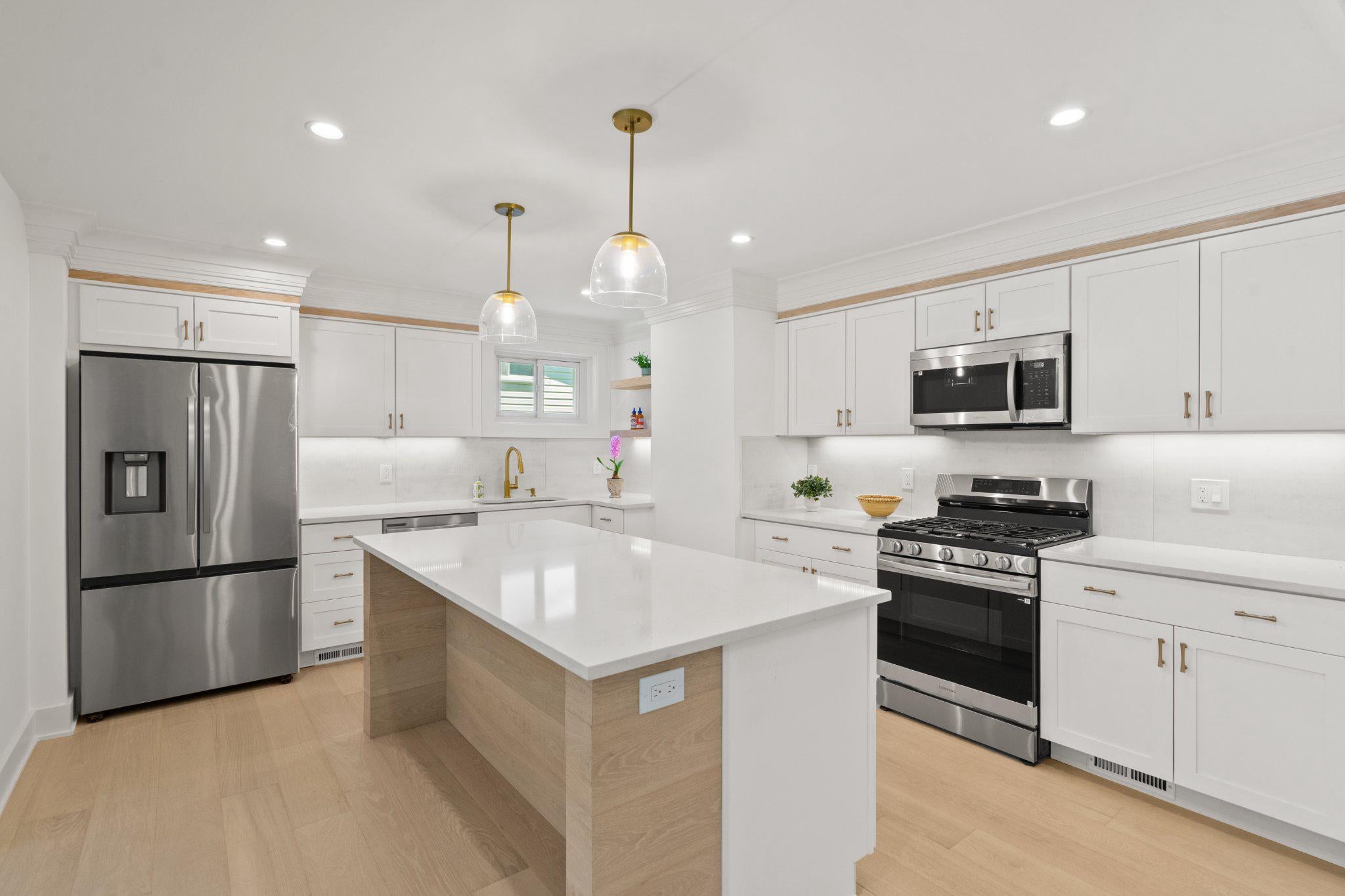 209 THISTLE DRIVE
